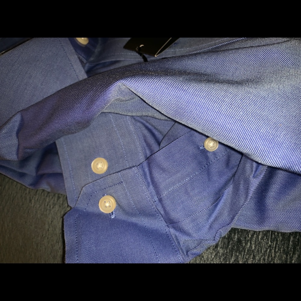 Long sleeve dress shirt